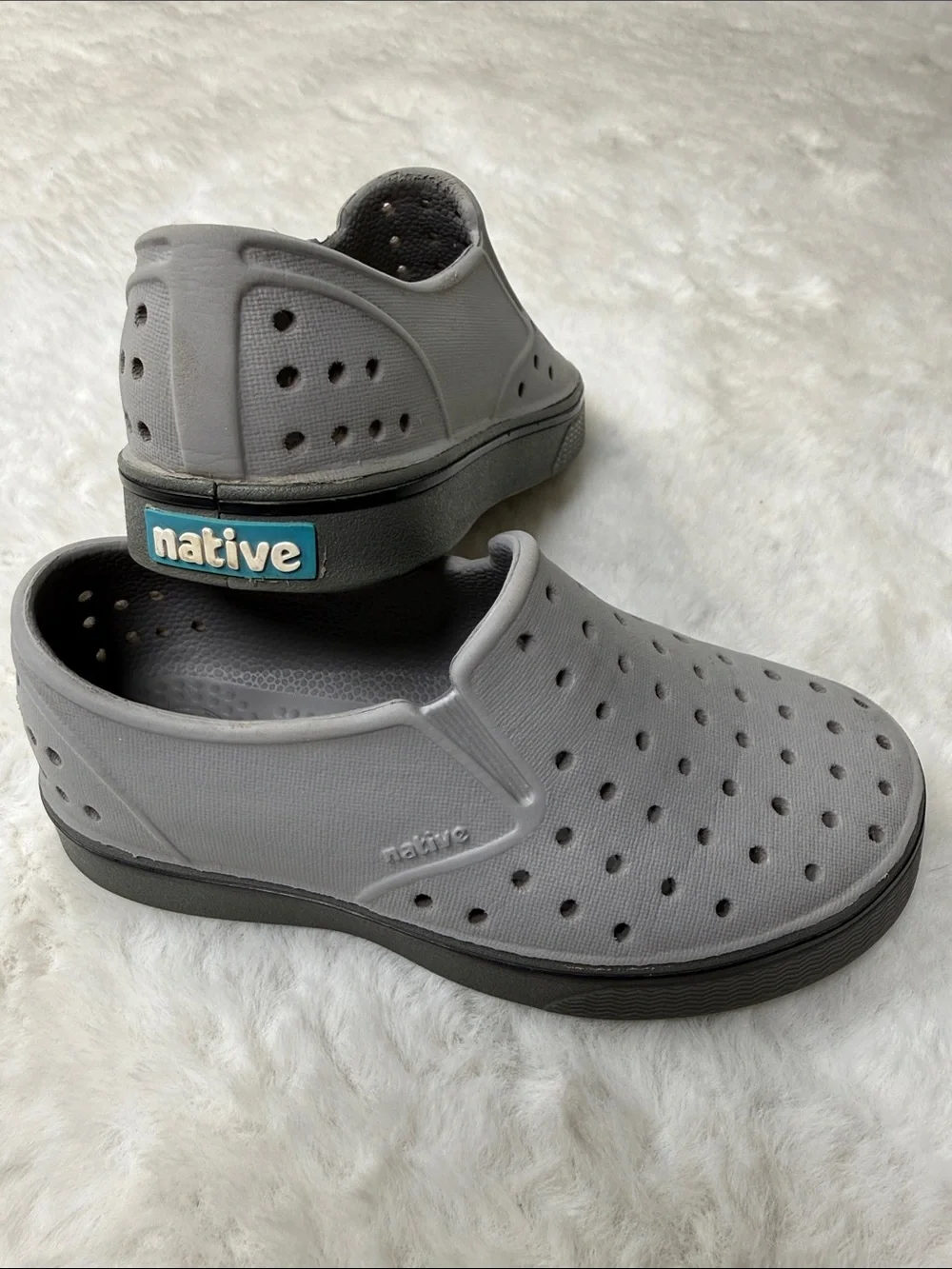 Native Miles Slip On Sneaker Water Shoes C10 Child Little Kid Boy Gray Summer